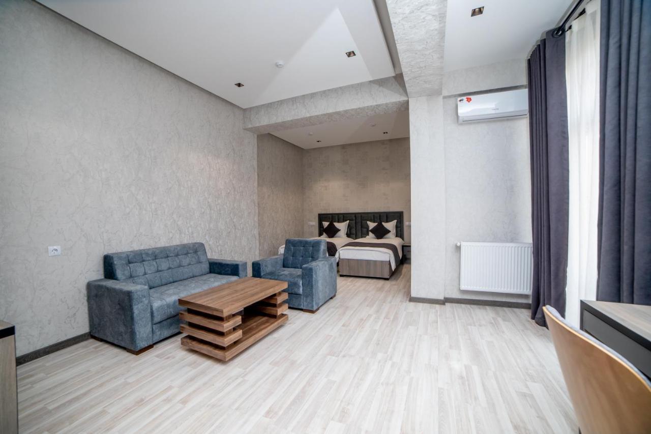 Hotel New York Taszkent Zewnętrze zdjęcie