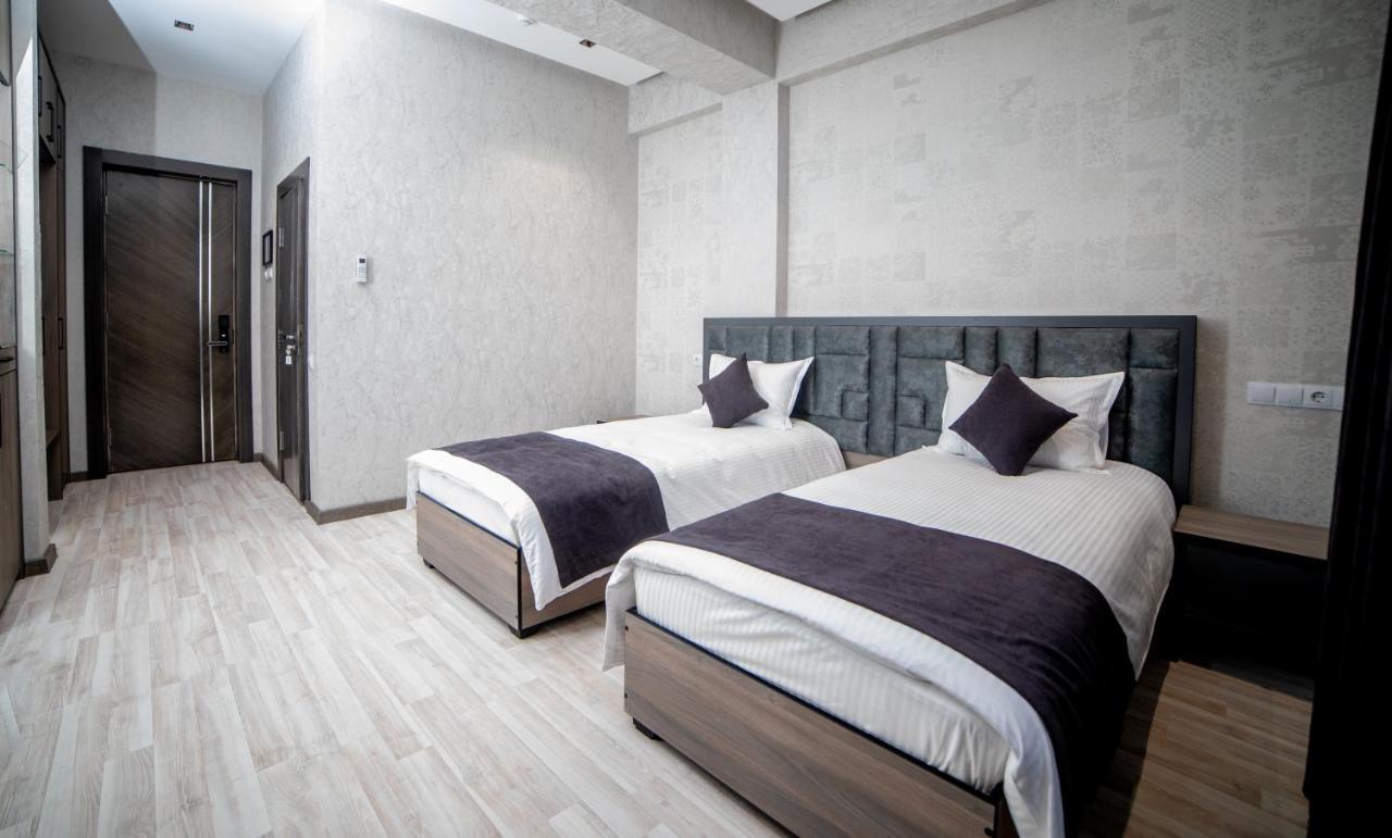Hotel New York Taszkent Zewnętrze zdjęcie