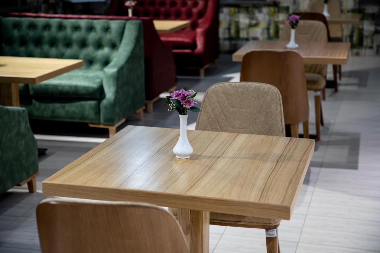 Hotel New York Taszkent Zewnętrze zdjęcie